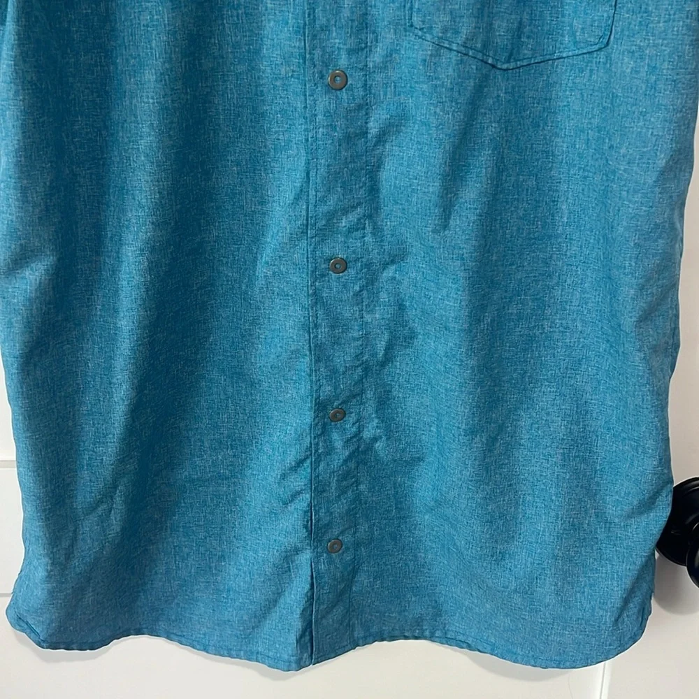 North Face Men’s Button Down Shirt Small